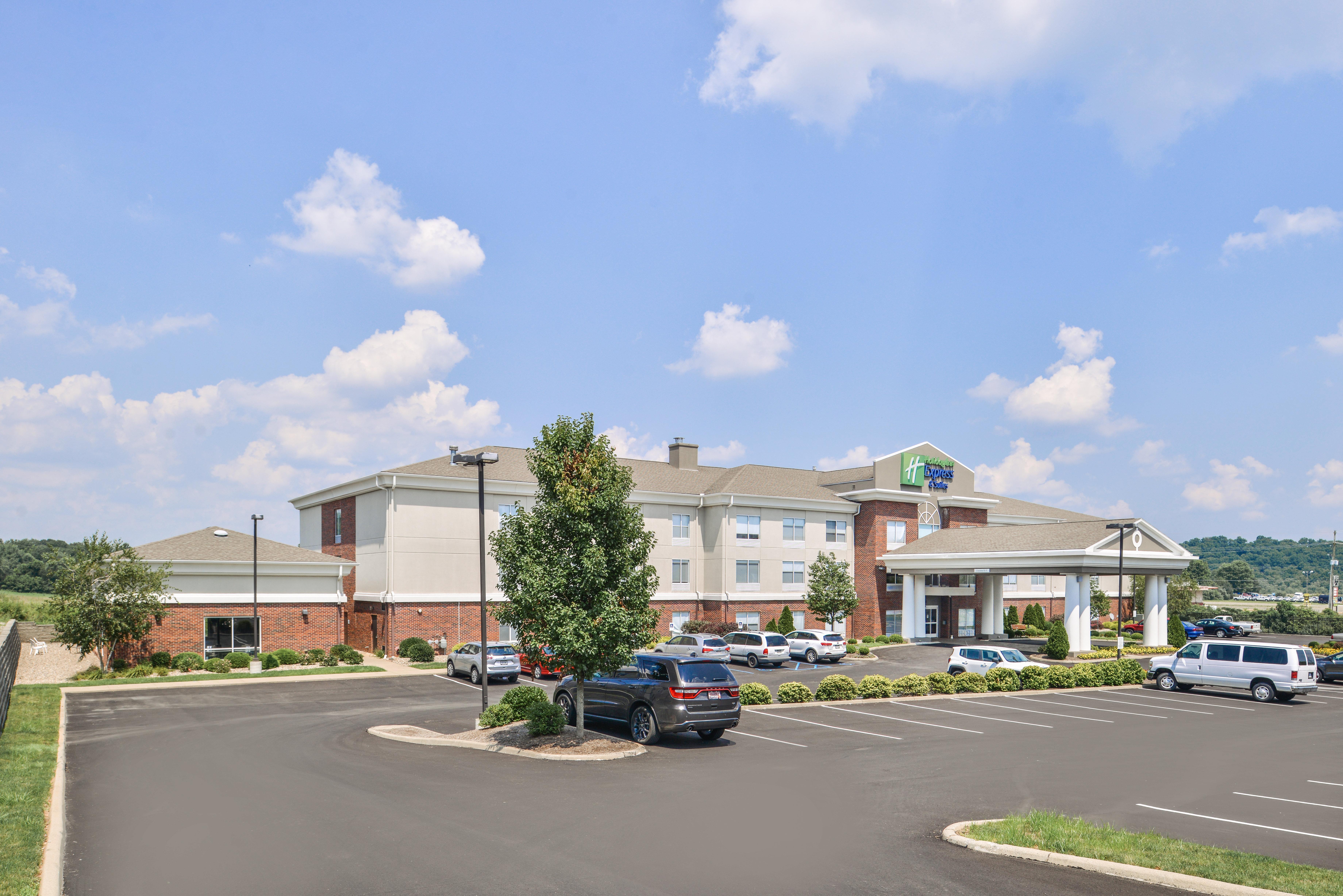 Holiday Inn Express Mineral Wells By Ihg Parkersburg Exterior foto