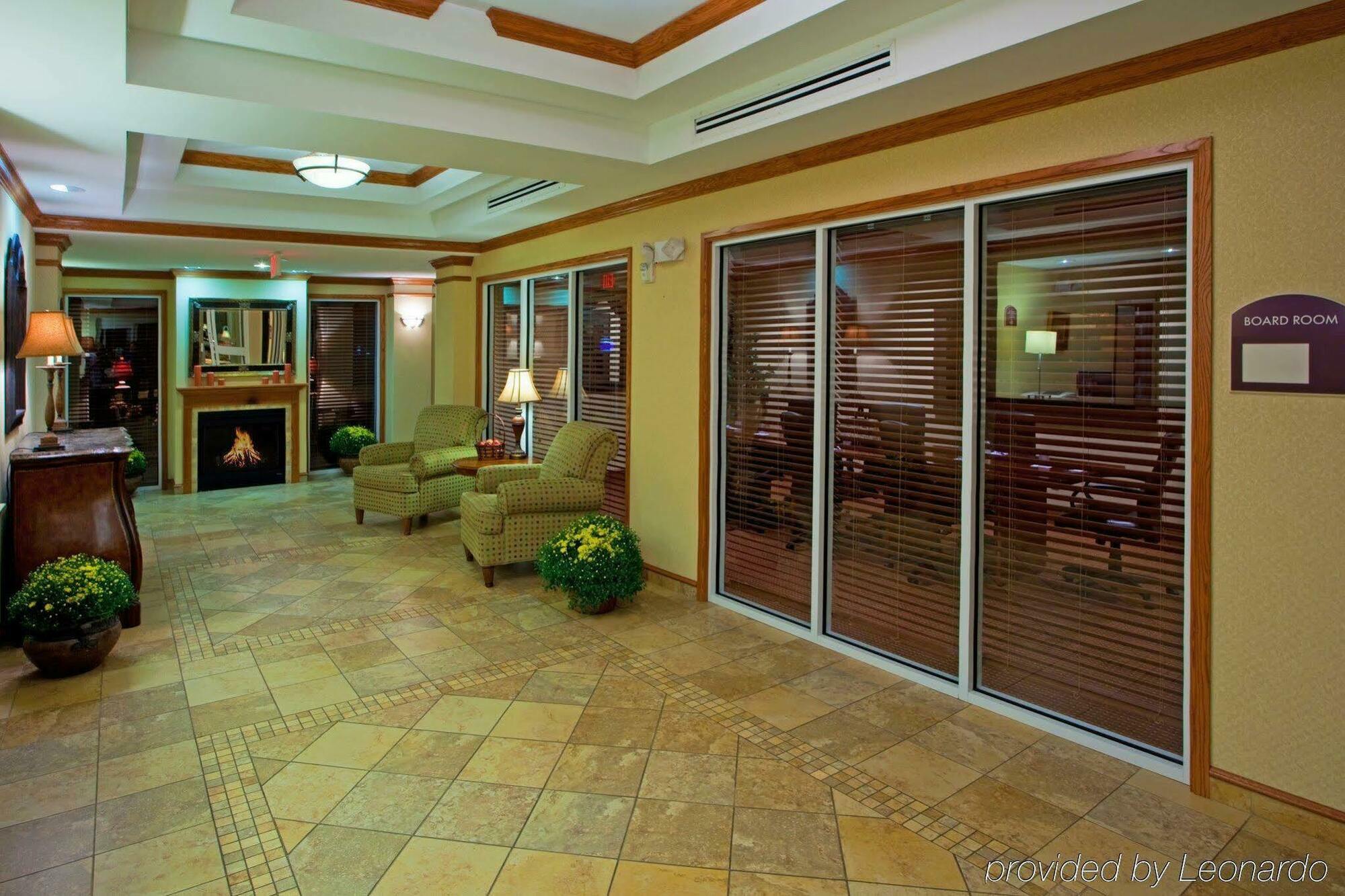 Holiday Inn Express Mineral Wells By Ihg Parkersburg Exterior foto